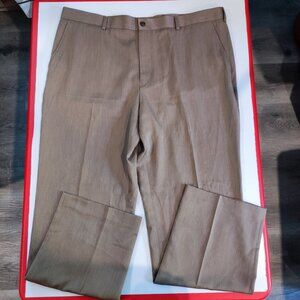 Perry Ellis flat front business /casual dress pants tan colour man's size 40X32